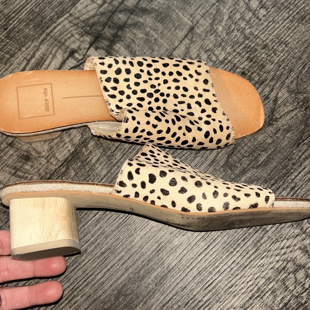 Dolce Vita Cheetah Sandals - Picture 2 of 3